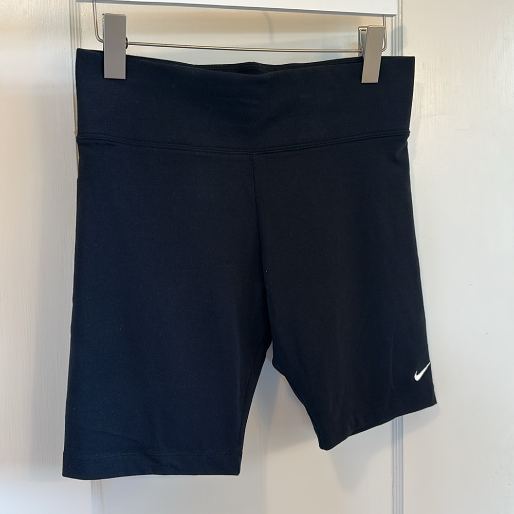 Nike NWOT Black Bike Shorts - Large - Picture 4 of 7